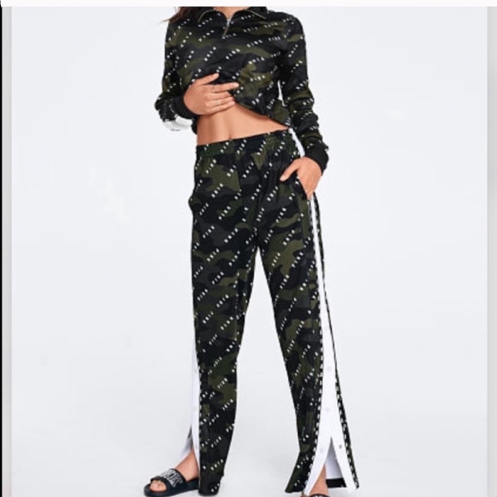 VS PINK camo track pants